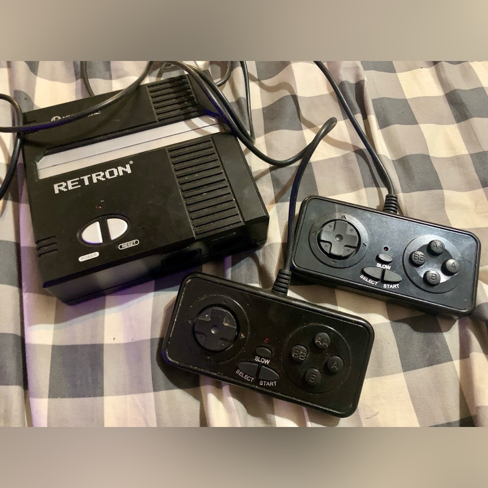 Hyperkin RetroN (NES) Gaming Console with Controllers